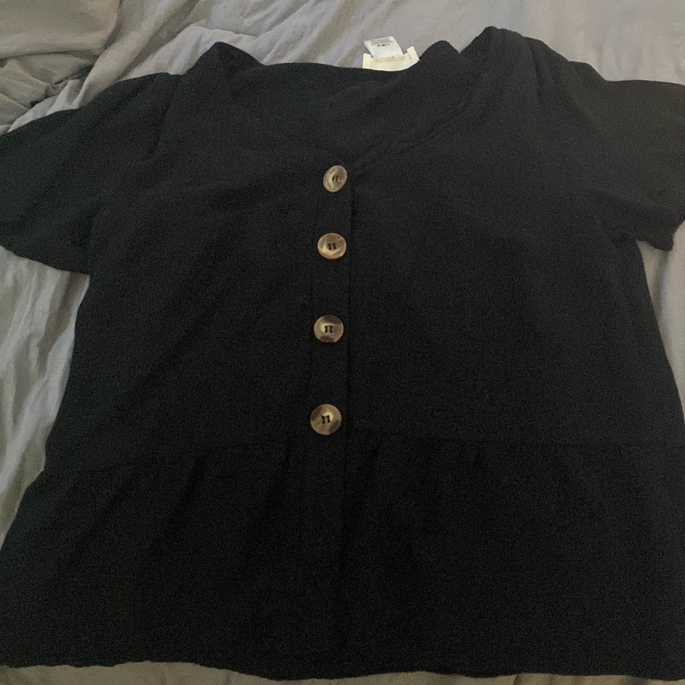 Black shirt